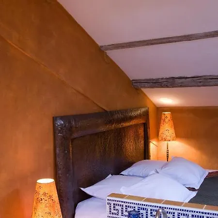 Une Autre Maison 3*